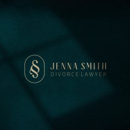 Julita Saliwon Graphic Designer - Elegancki projekt logo dla prawnika rozwodowego, Jenna Smith, w kolorach złota na ciemnym, teksturowanym tle, Poznań. Minimalistyczny styl.