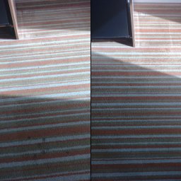 Odpieramy Brzydkie Plamy - Dywan w paski, podzielony pionowo na dwie części: lewa strona z widocznymi plamami, prawa po czyszczeniu, z meblem w rogu kadru.