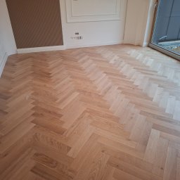 Układanie paneli Grabówka 1