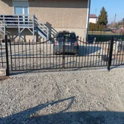 wykonanie podjazdu i ogrodzenia