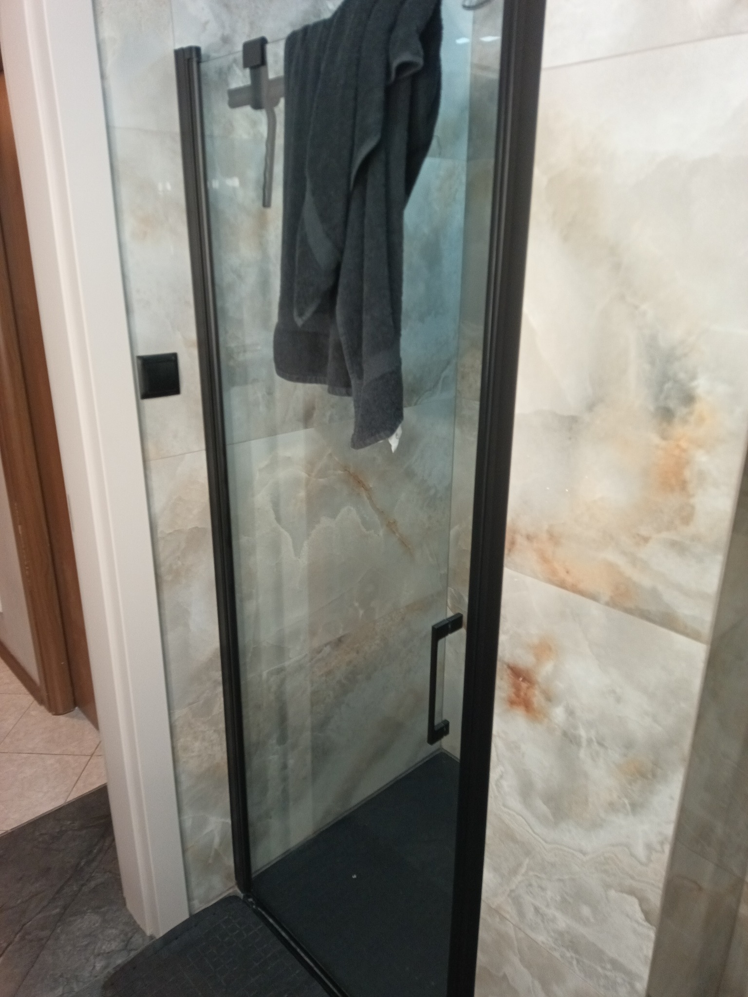 Kabina prysznicowa (Verdana z brodzikiem niskim kompozytowym)