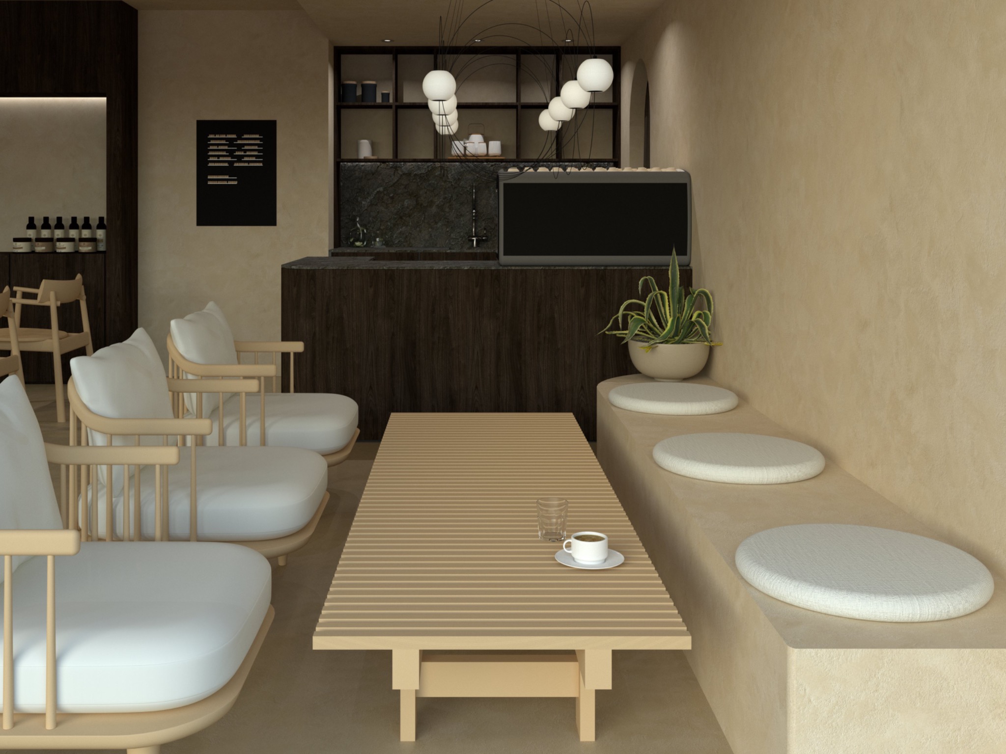 Beżowe wnętrze kawiarni w stylu minimalistycznym: drewniane meble, białe poduszki, rośliny doniczkowe. Na stole filiżanka kawy i szklanka. Ciepłe oświetlenie.