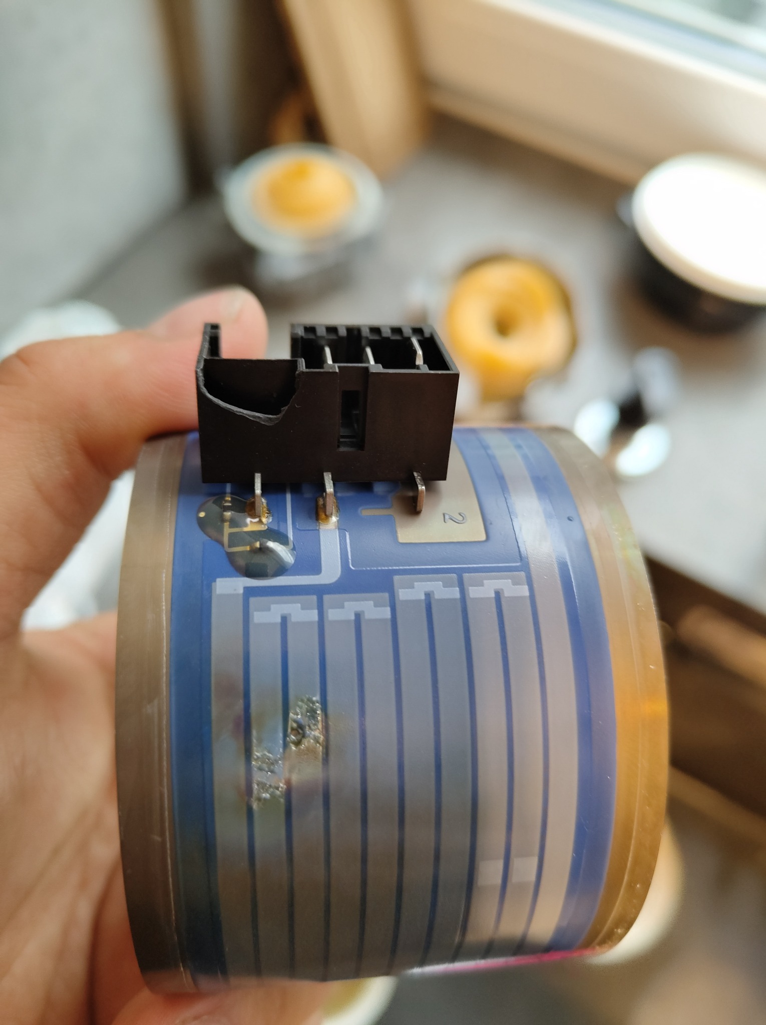 Błąd grzałki był spowodowany przepaloną grzałką w pompogrzałce.