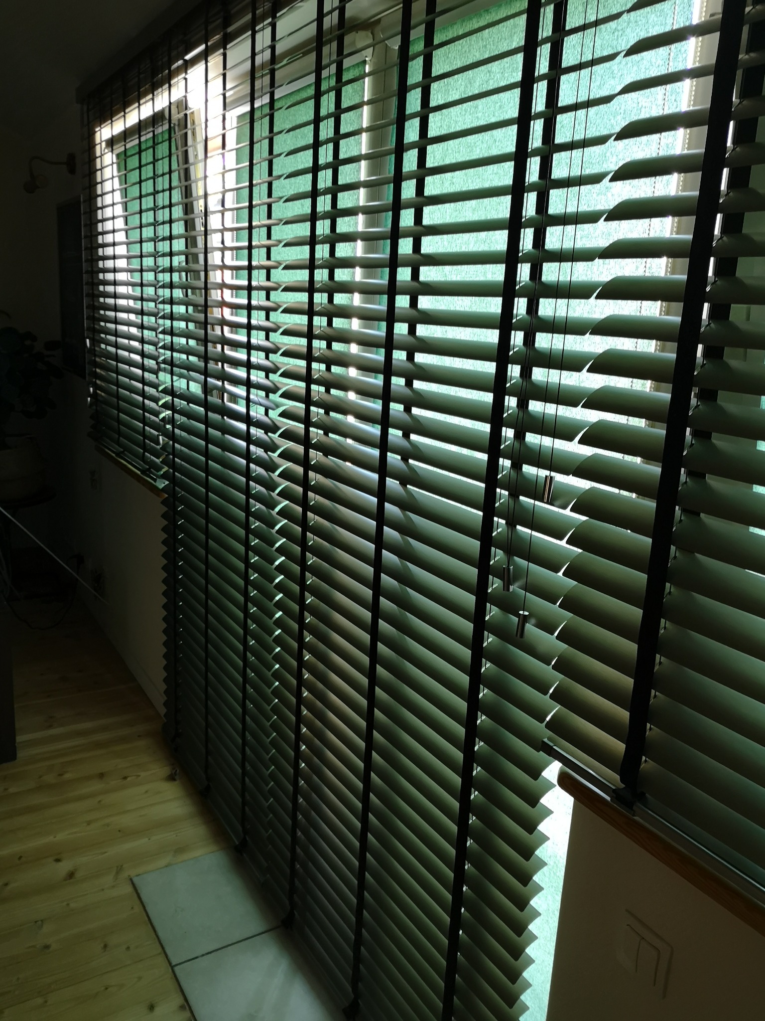 Żaluzje drewniane 50 mm