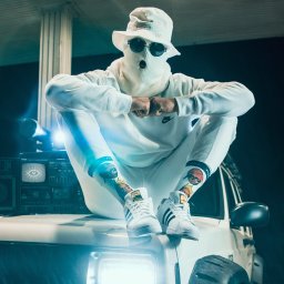 MAREK ZAKRZEWSKI FOTO STUDIO KOLOR - Projekty Graficzne Sanok