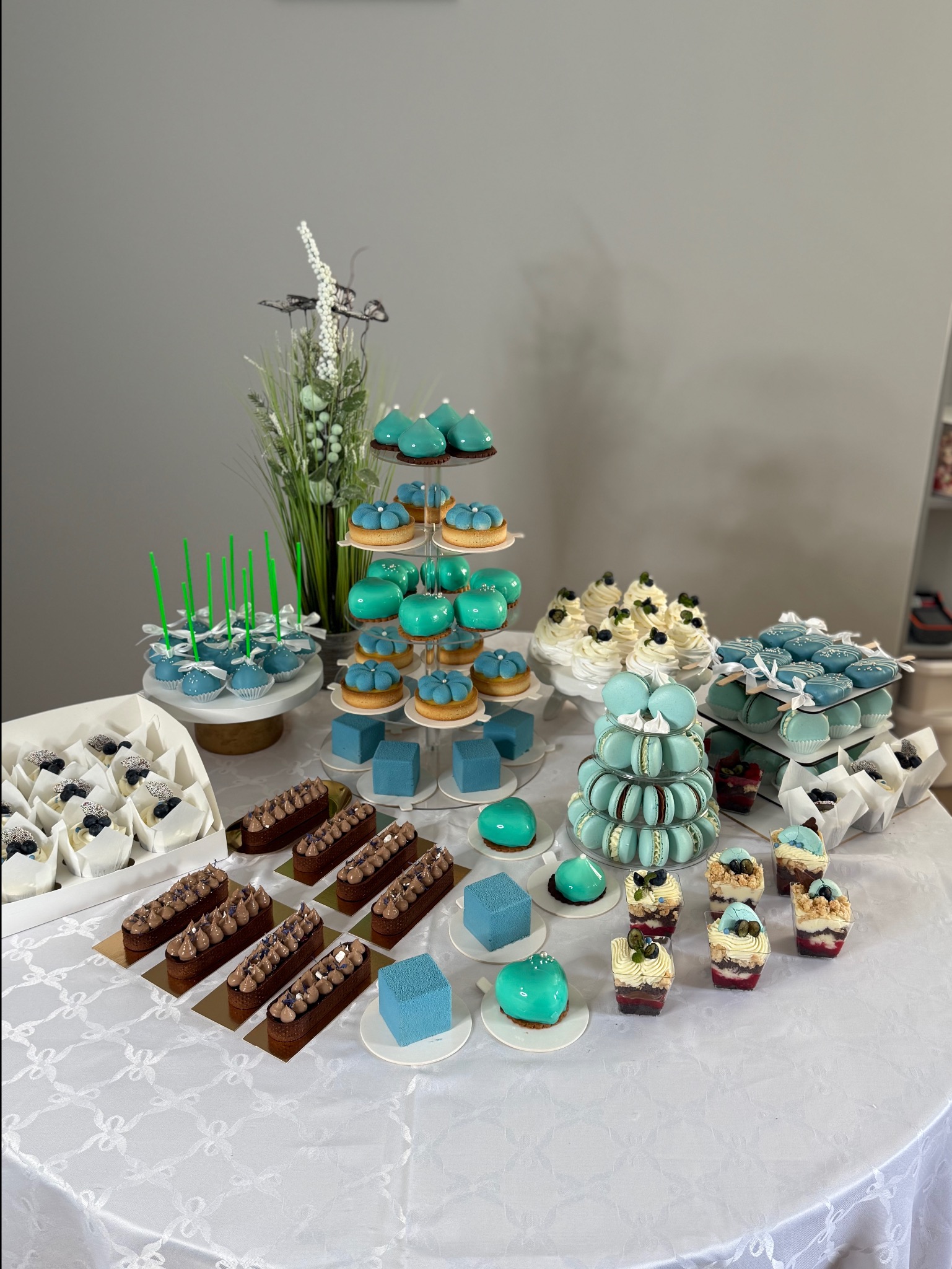 Słodki stół w niebieskim stylu