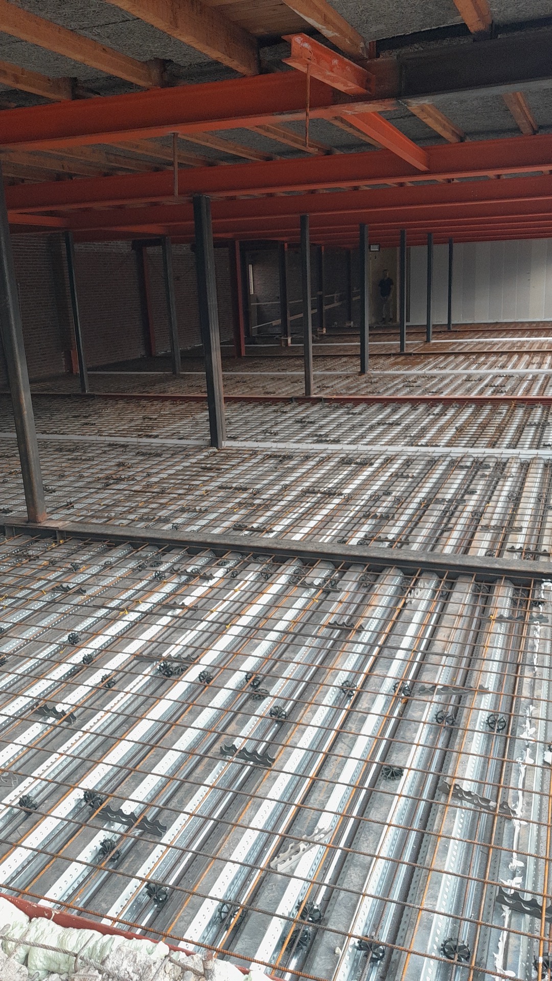 Zbrojenie pod podloge na pietrze