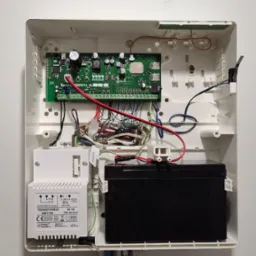 System alarmowy Satel w domu jednorodzinnym