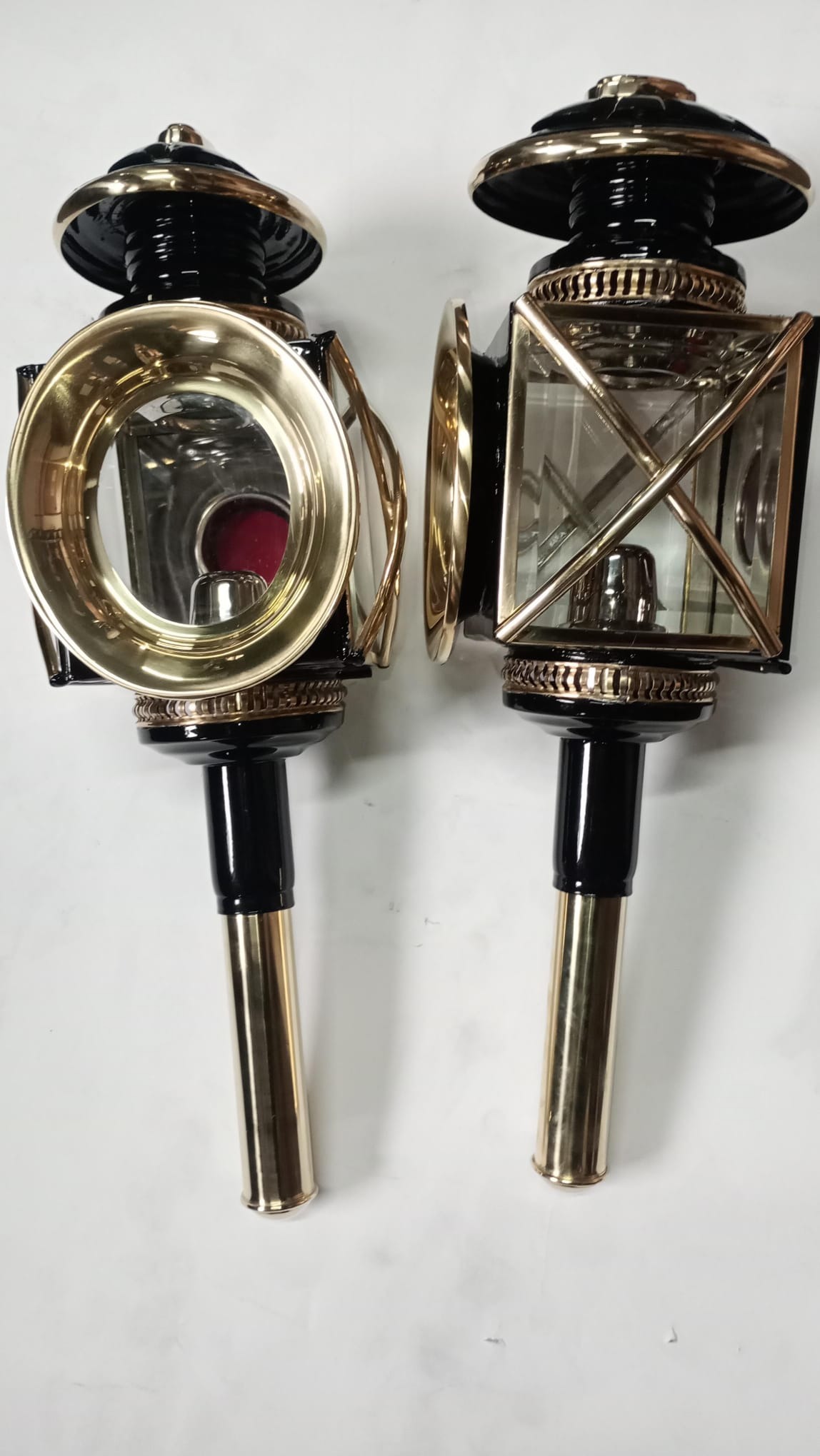 Wyprodukowanie od podstaw lamp do powozu konnego