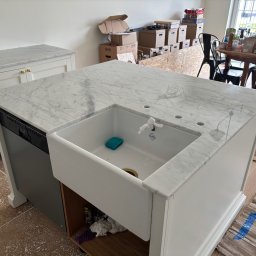 Parapety z konglomeratu Strzelce Górne 2