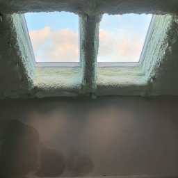 Ciepły Kąt Marcin Kłodziński izolacje natryskowe pianą PUR - Doskonałe Ocieplenie Poddasza Pianką Poliuretanową