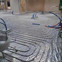 instalacja ogrzewania podłogowego