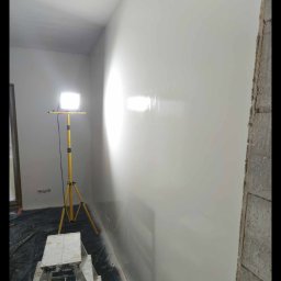 Usługi remontowo budowlane Wojciech Stano - Gładzenie Ścian Brzeg