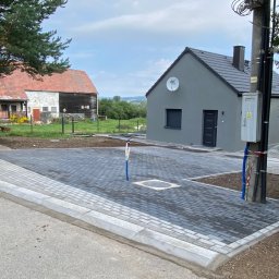 Układanie kostki brukowej Czarny Bór 1