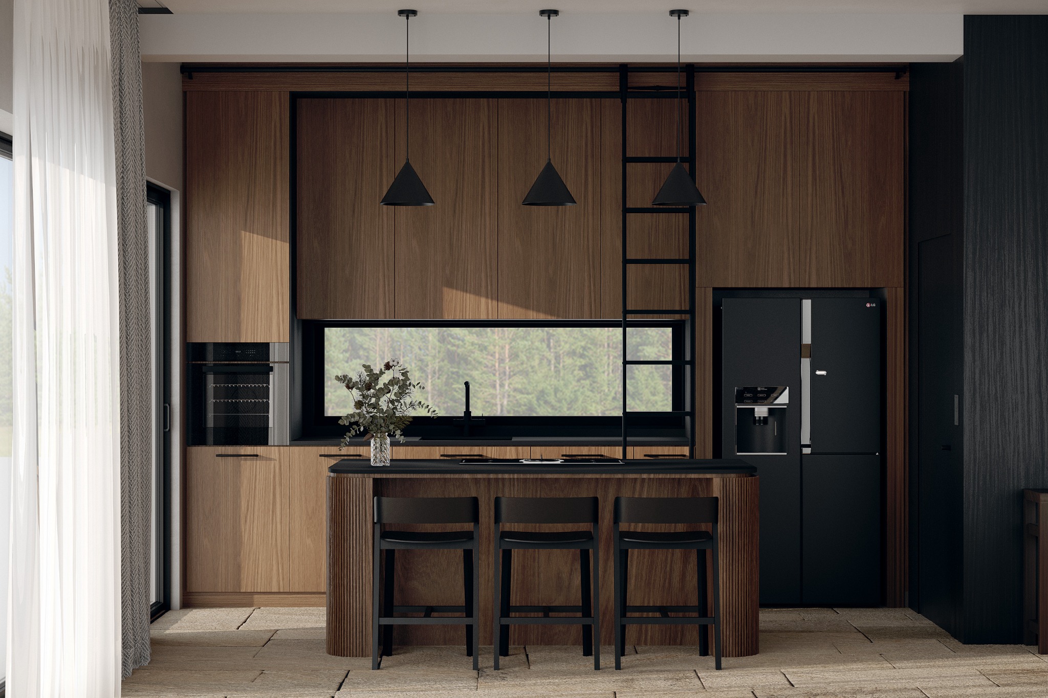 Nowoczesna kuchnia w brązach z czarnymi akcentami: wyspa z trzema hokerami, zabudowa drewniana, czarna lodówka LG i okno z widokiem na las. Minimalistyczne lampy wiszące.