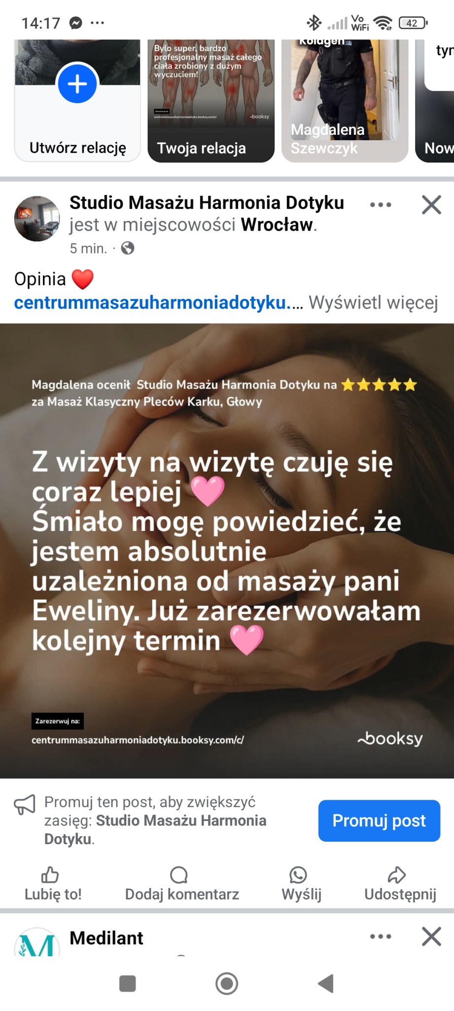 Opinia klientki o studiu masażu: zadowolona kobieta poleca masaż pleców, karku i głowy w Studio Masażu Harmonia Dotyku. Pięć gwiazdek i tekst rekomendacji.