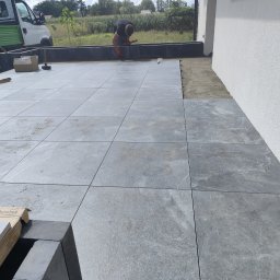 Układanie kostki brukowej Radgoszcz 4