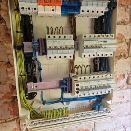 DRVOLT - Świetne Przyłącza Elektryczne w Pruszczu Gdańskim