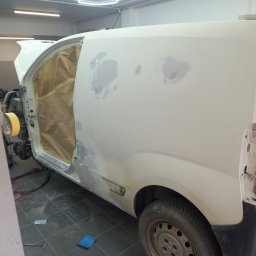 Blacharstwo, lakiernictwo samochodowe Chłopice 3