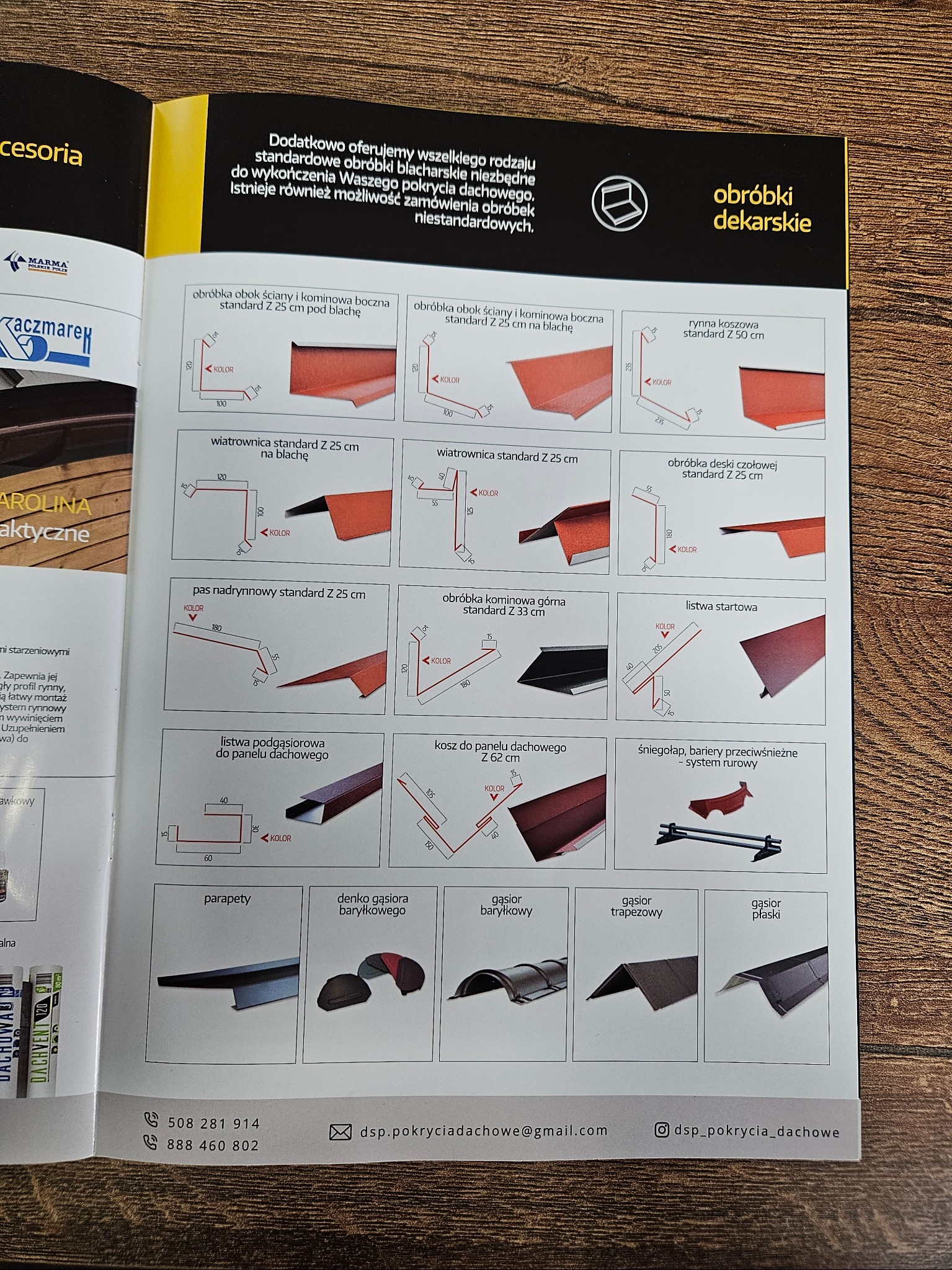Katalog obróbek blacharskich: obróbki ścian, kominów, wiatrownice, pasy nadrynnowe, listwy, gąsiory, śniegołapy. Schematy z wymiarami i oznaczeniem koloru.