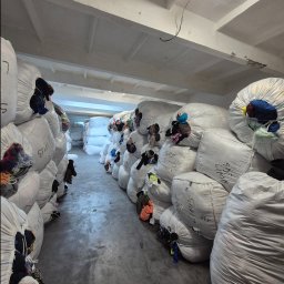 Zapraszamy do współpracy z firmą z 35 letnim stażem na rynku.
W ofercie znajdziesz:
Starannie sortowany towar , niesort.
Możliwość wyboru towaru na miejscu (Krosno), oraz dostawy na teren Małopolski Podkarpacia I okolic (powyżej 800 kg)