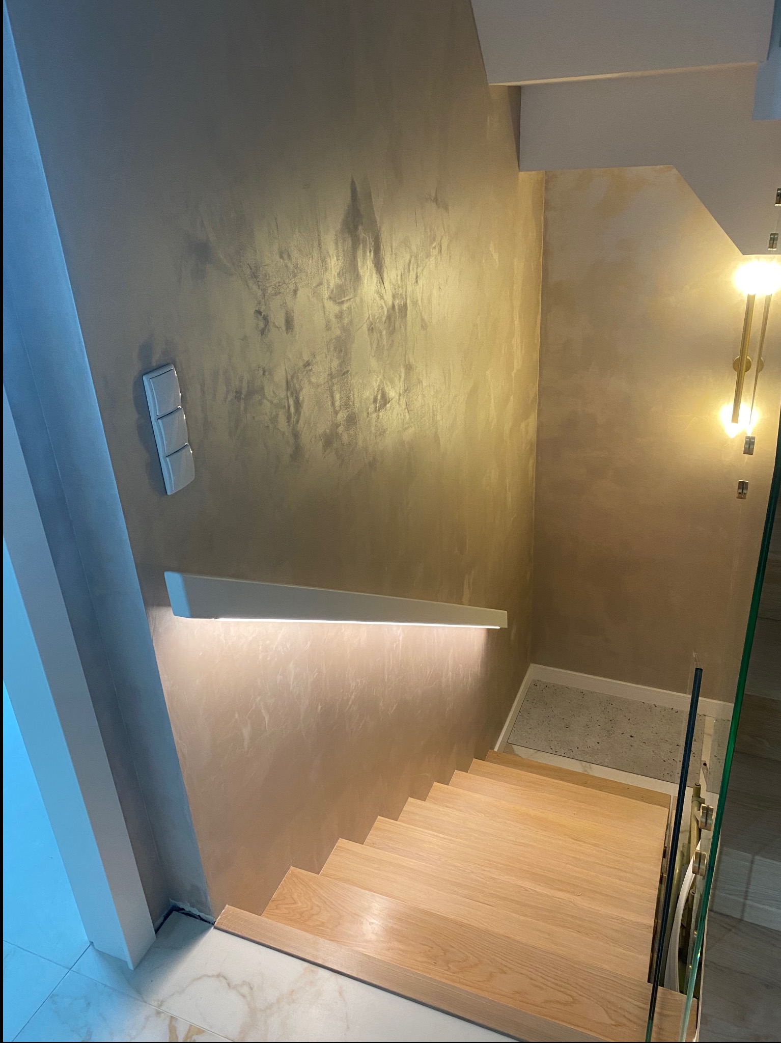 Montaż oświetlenia Led