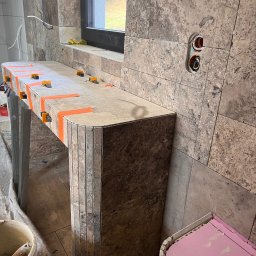 Józef Zubek Z BUD - Łazienka z trawertynu