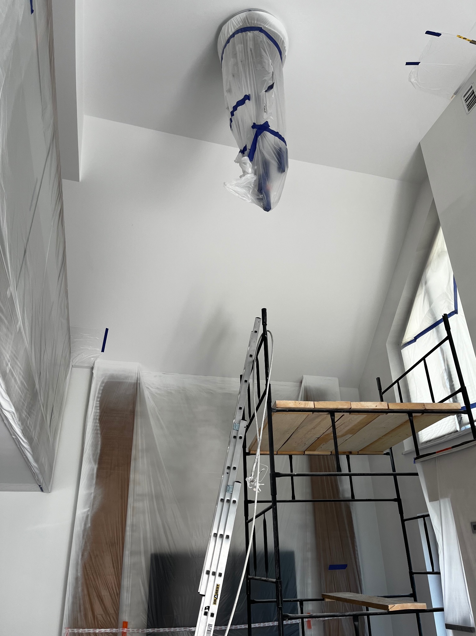 Aplikacja hydrodynamiczna farbą beckers