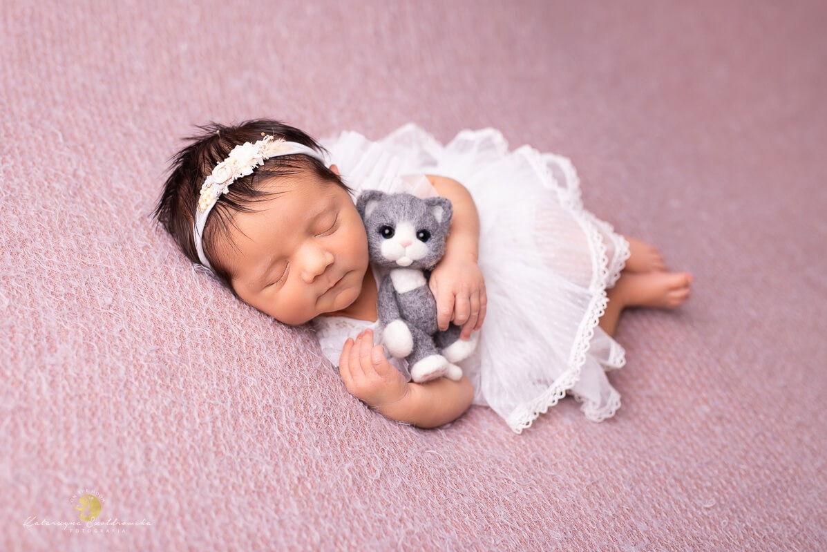 sesja oworodkowa- studio On The Moon Krakow- Katarzyna Szołdrowska