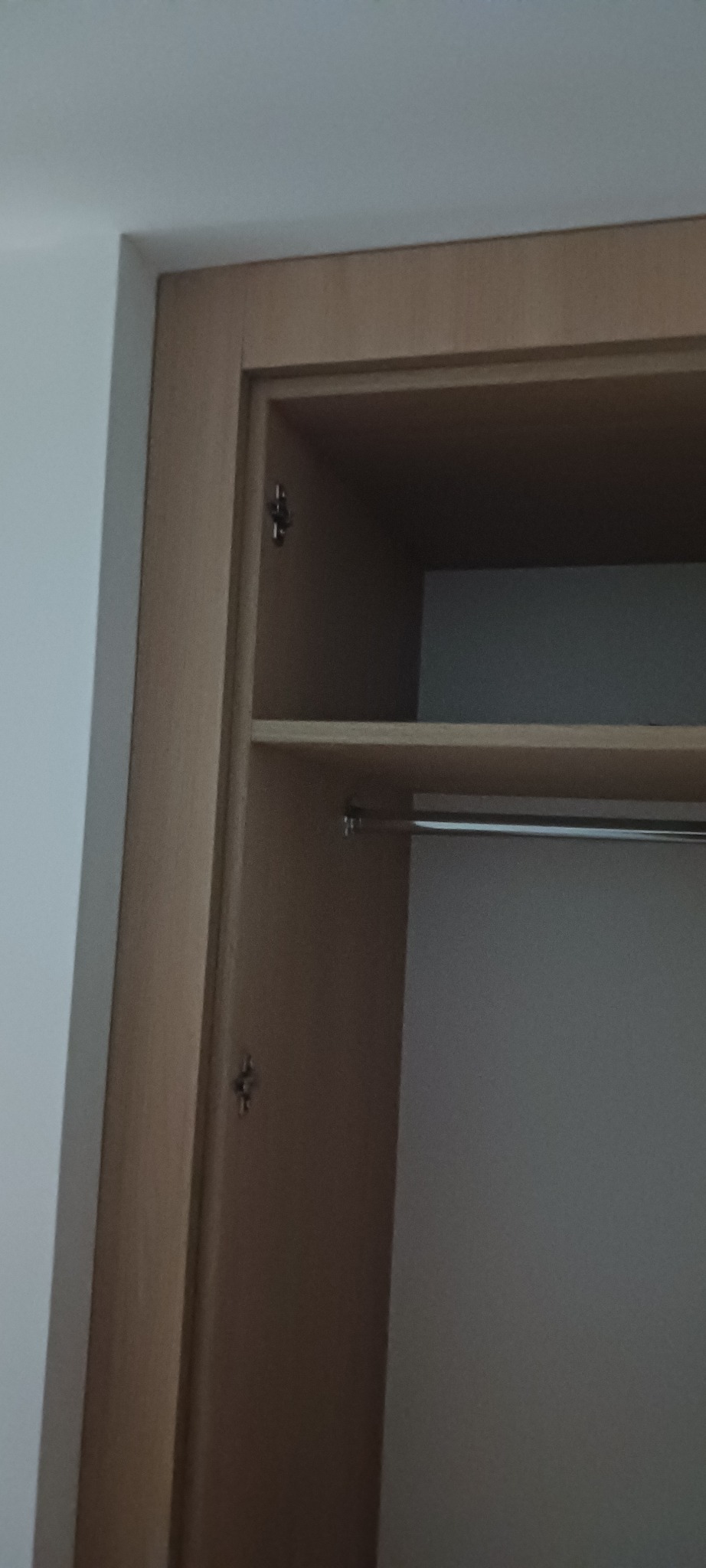 Szafa wnękowa. Pokaz jak obudowujemy szafę blendami w koło