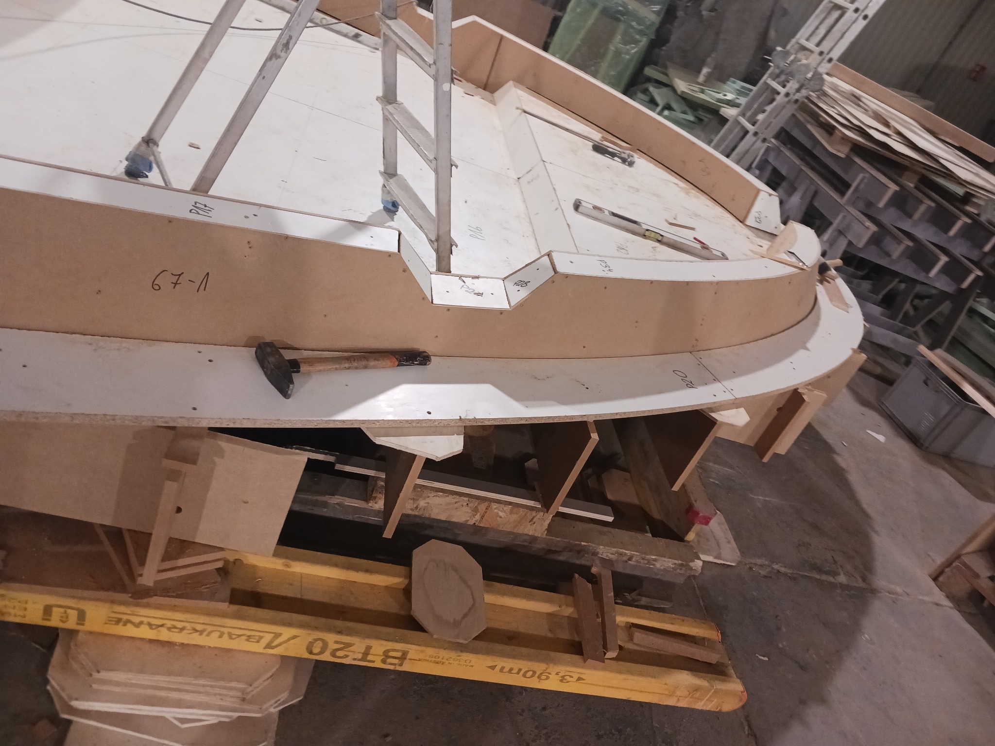 Budowa firmy pokłady u Klienta.