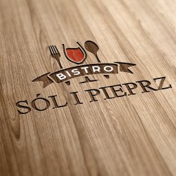 MediaGuard - Projekt logotypu restauracji Sól i Pieprz + druk menu, grawer na kubka i haft na odzieży firmowej.