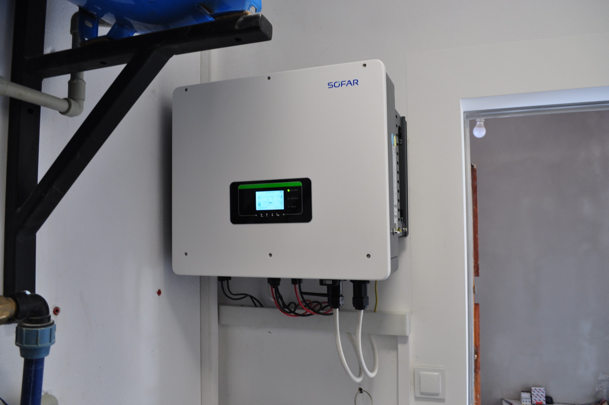 Falownik wysokonapięciowy Sofar HYD8KTL 8 kW z magazynem energii Sofar BTS-5K o poj. 10 kWh