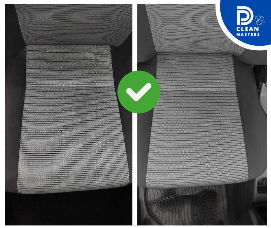 Efekt prania: Fotel samochodowy z tapicerką w paski, po lewej stronie widoczne zabrudzenia, po prawej czysta tapicerka. Zielony znacznik potwierdza efekt.