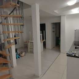 Odświeżenie mieszkania:
- szpachlowanie
- gruntowanie
- malowanie ścian i sufitów