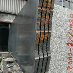 Granmarys S C M.Siuda R.Siuda - ciecie bloku granitowego