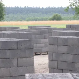 pustaki, betonity, materiały budowlane , Tanio