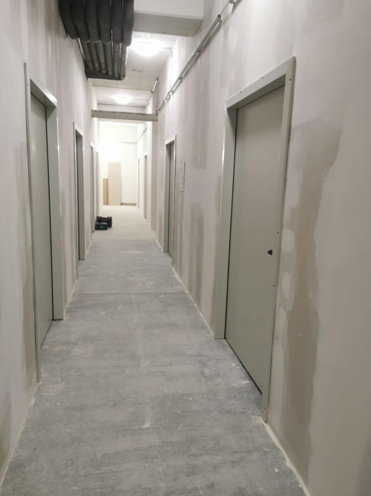 Sciany Działowe z K/G +Montaż Drzwi Ppoż