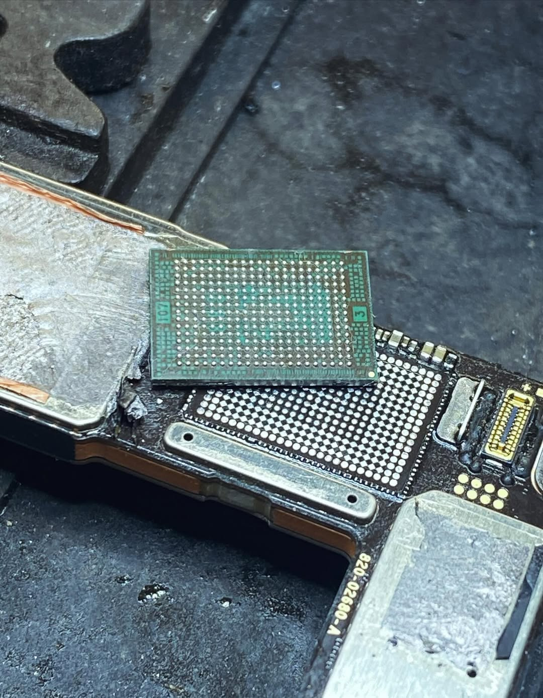 Naprawa pamięci na płycie głównej