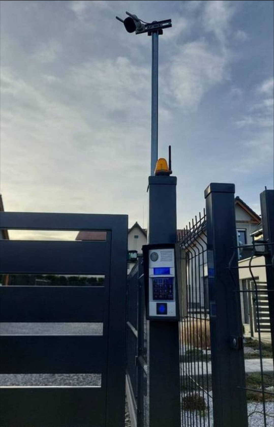 System wideo domofonowy wykonany na jednym z osiedli domków jednorodzinnych