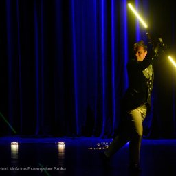 Jerzy Kozłowski - Pokaz lightshow w eleganckim klimacie