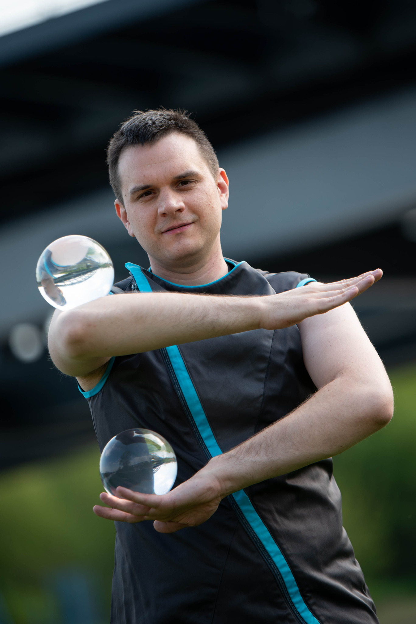 Żonglerka kontaktowa