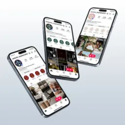 Ekrany trzech smartfonów prezentują profile firmowe 'wesela_kapitanskie' i 'tawerna_kapitanska' na Instagramie, ukazując różnorodność oferty i estetykę wizualną.