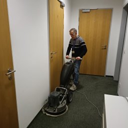 Clean -ART - Pranie pomieszczeń biurowych