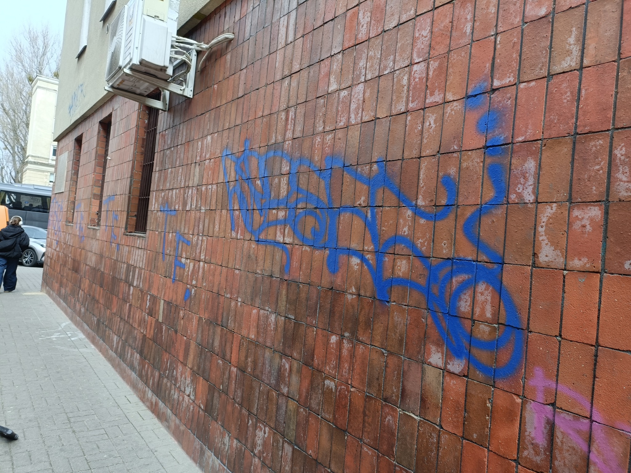 Usuwanie graffiti