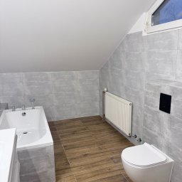 Vladyslav Krasovskyi ProFundation - Realizacja łazienki w domu jednorodzinnym