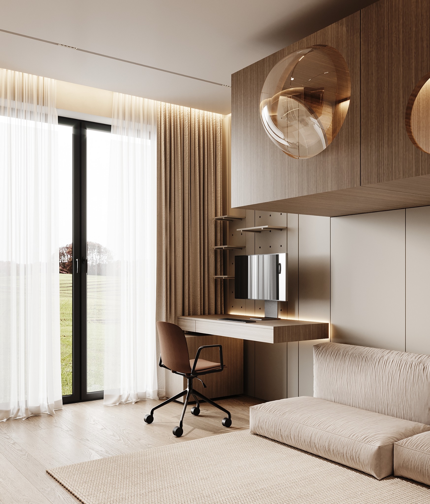 Nowoczesna aranżacja pokoju z biurkiem, krzesłem i sofą w neutralnej kolorystyce. Duże okno z widokiem na zieleń i designerskie lampy kuliste dopełniają wystrój.