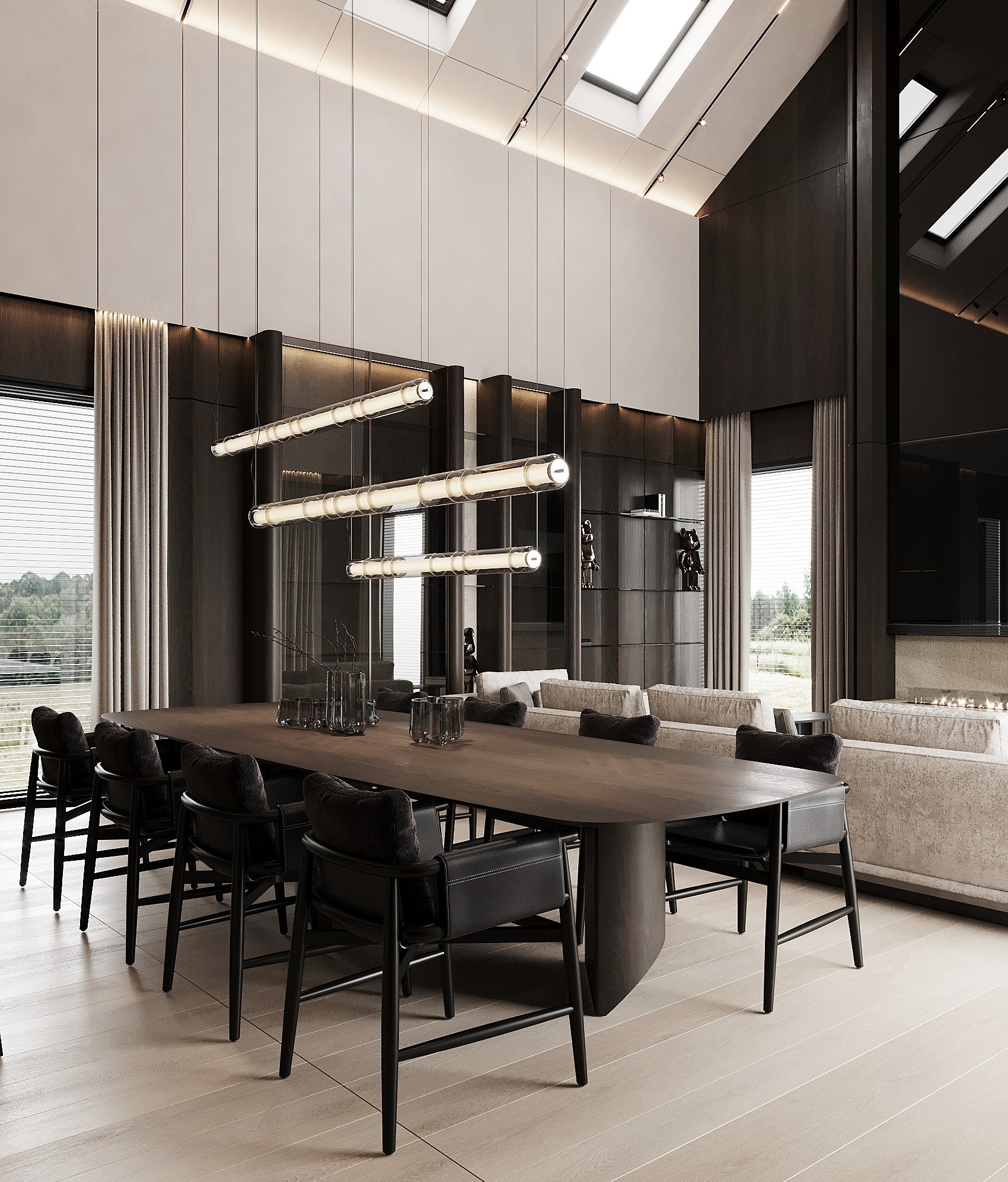 Nowoczesna jadalnia z długim, drewnianym stołem, czarnymi krzesłami i designerskimi lampami. Wysokie okna z widokiem na zieleń. Minimalistyczny wystrój wnętrza.
