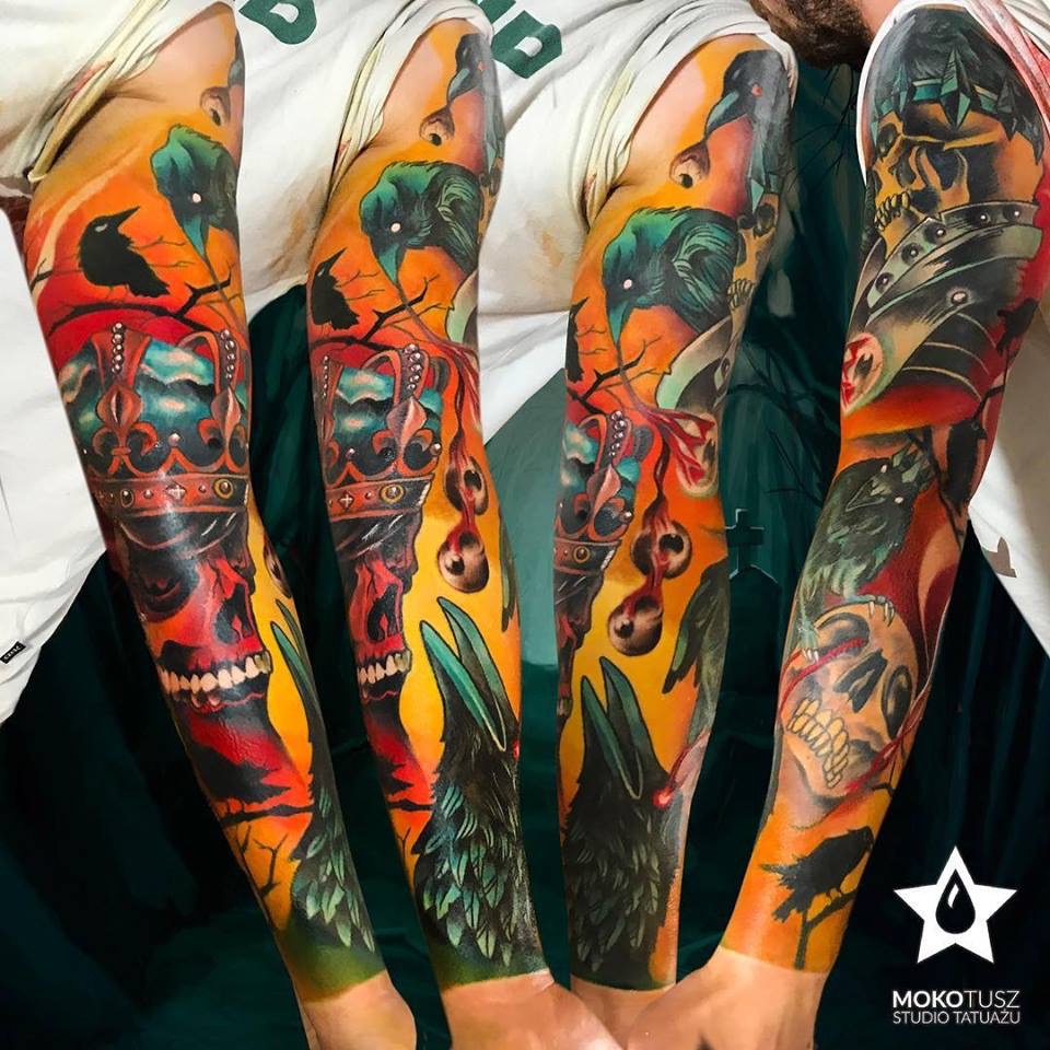 Kolorowy tatuaż typu rękaw dla mężczyzny