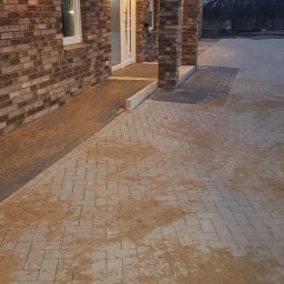 Układanie kostki brukowej Gromadka 3